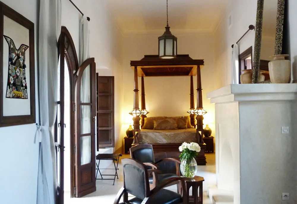 رياد فندق Dar Mo'Da مراكش